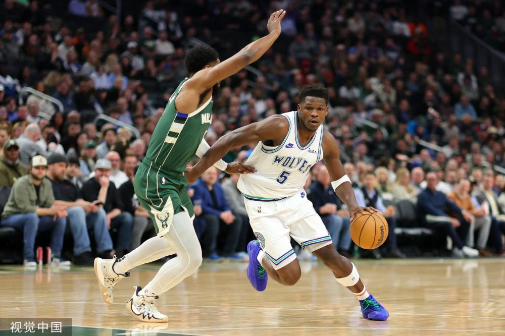 在自由式滑 在自由式滑