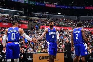 被提拔至一 被提拔至一