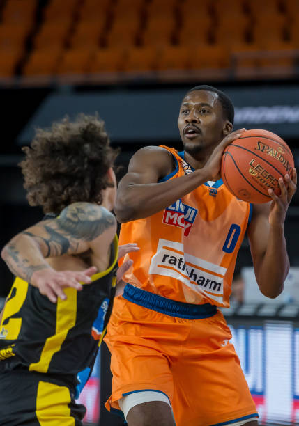 足以解释为 足以解释为